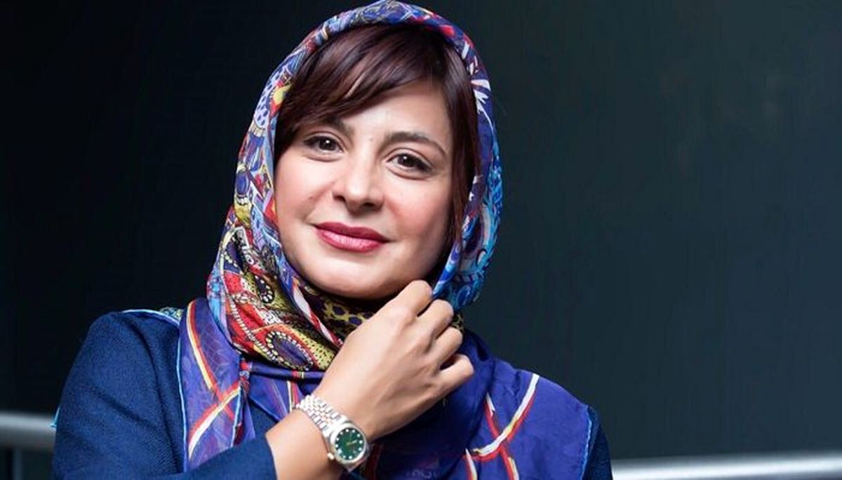 کافه گردی سیما تیرانداز و مادرش
