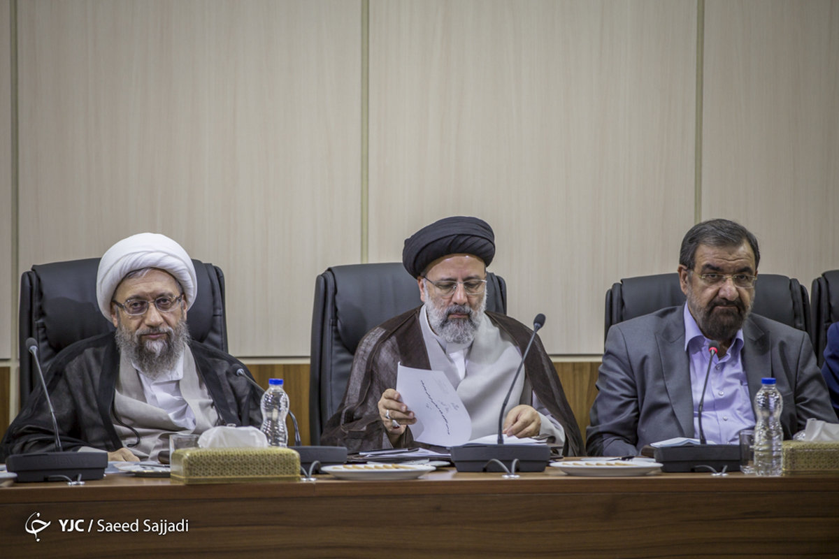 محسن رضایی از دبیری مجمع تشخیص کنار میرود؟