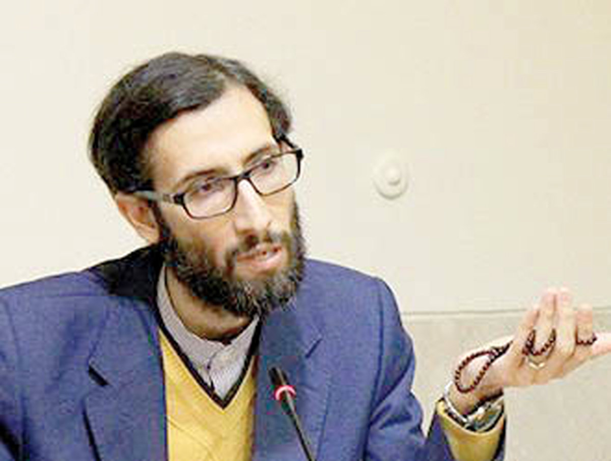 پایان لاتاری منطقی است/گفتوگوی مثلث با محمدجواد استادی
