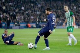 مسی کم نمی‌آورد، در نزدیکی‌های  سی آر 700