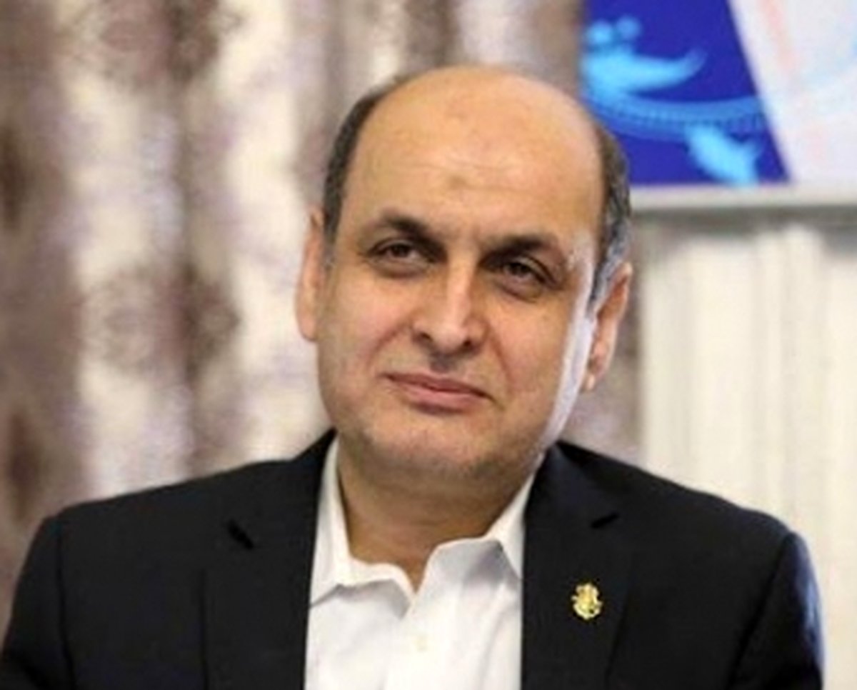تیم اقتصادی دولت طبیبهای برای اقتصاد کشور حاذقی نیستند