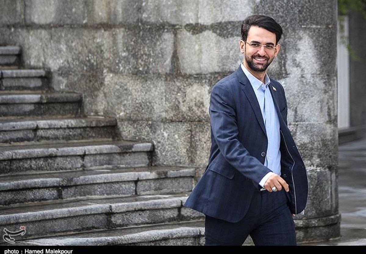 آذریجهرمی خانهنشین شد