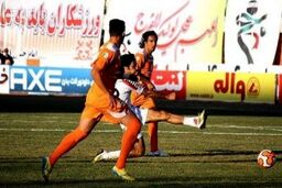 شش گل پرسپولیس به مس کرمان در جواب چهار مظلومی