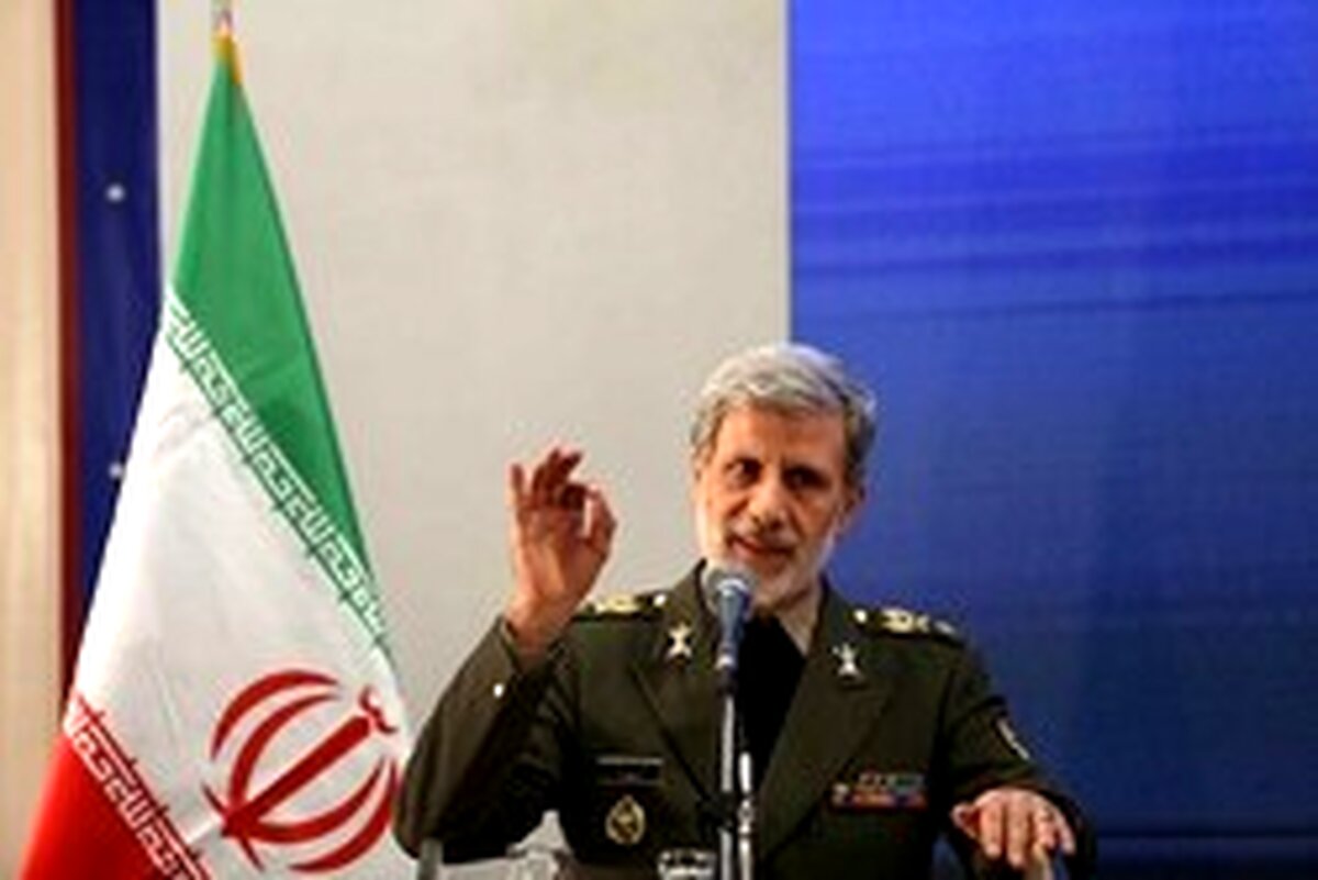 وزیر دفاع: هیچ جنایت و تروری را بی پاسخ نمی‌گذاریم؛ امر فرمانده کل قوا عملی خواهد شد