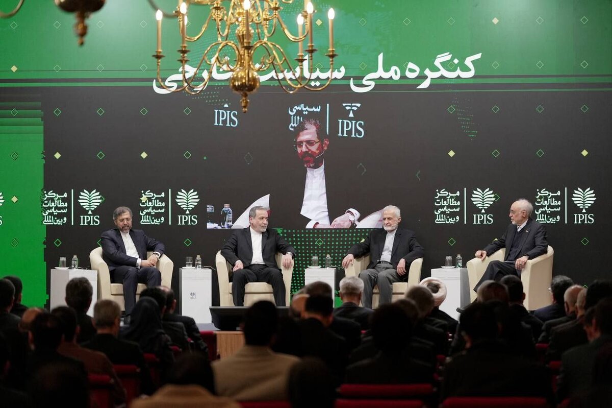 عراقچی از لحظه دیدار با ویتکاف گفت