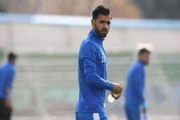 کاپیتان : استقلال را به خدا می سپارم