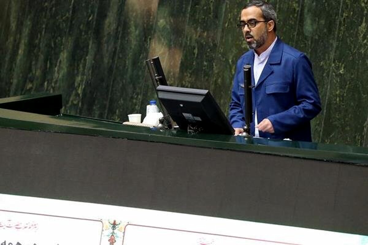 ایزدخواه: ما هیچ وقت دست به اسلحه نمی‌بریم