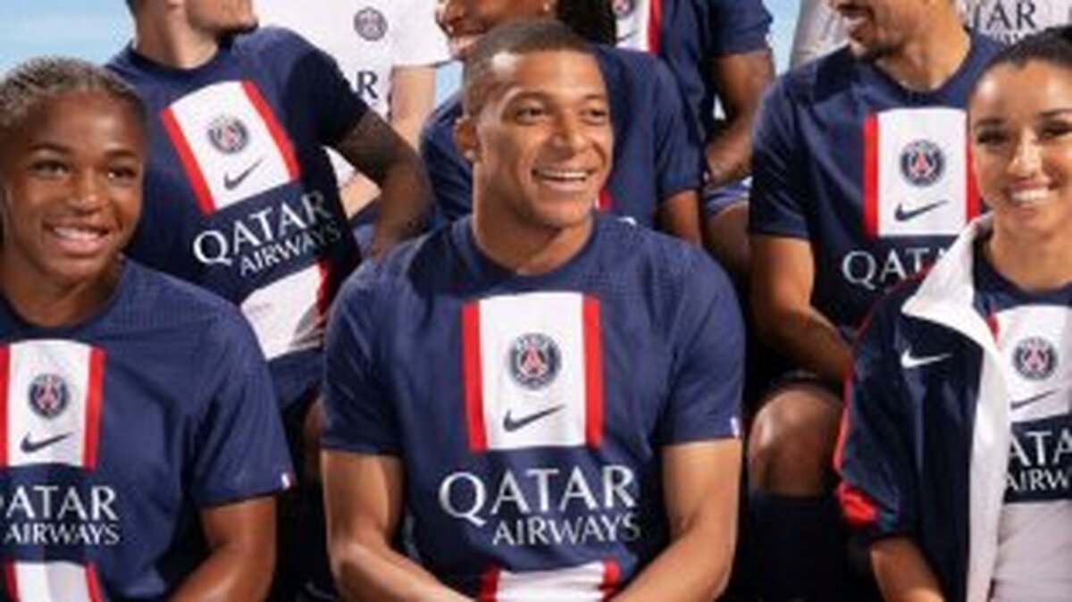رونمایی از پیراهن اول PSG؛ ویژه لیونل مسی! (عکس)