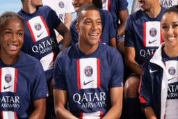 رونمایی از پیراهن اول PSG؛ ویژه لیونل مسی! (عکس)