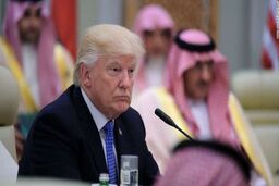 مهمترین رقیب پوتین از کاندیداتوری منع شد / ناوالنی: طرفدارانم انتخابات را تحریم کنند
