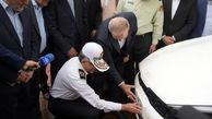 رئیس‌جمهور به مرکز تعویض پلاک رفت