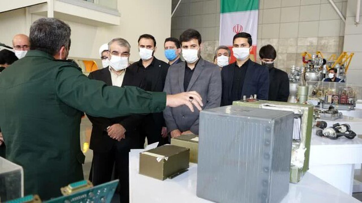 بازدید کدخدایی و طحاننظیف از دستاوردهای هوافضای سپاه