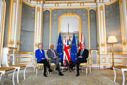 بیانیه مشترک انگلیس و اتحادیه اروپا درباره ایران