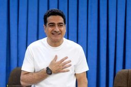 اعتراض همایون شجریان به ناتوانی وزارت ارشاد