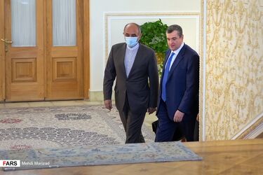 دکتر ظریف