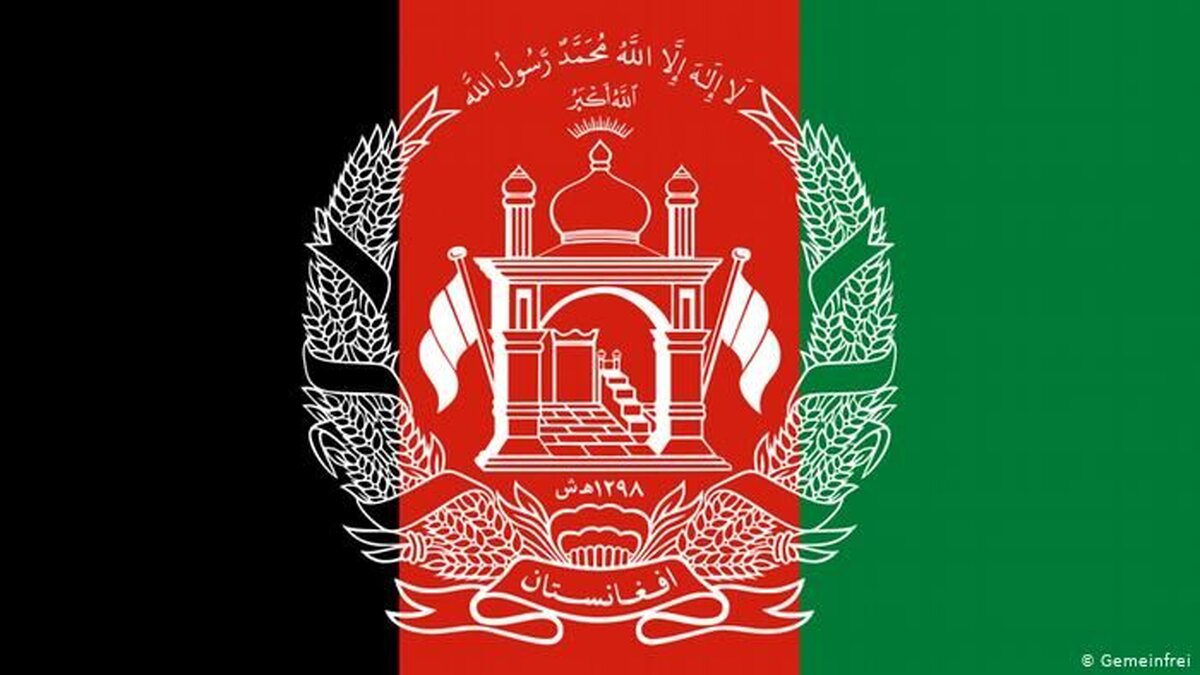 طالبان: مشکلی با پرچم سه رنگ نداریم
