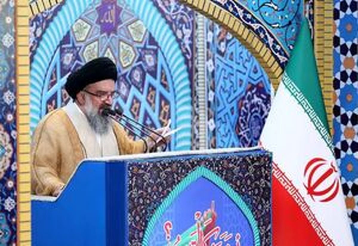 امام جمعه تهران :حکم ترامپ و نتانیاهو اعدام است