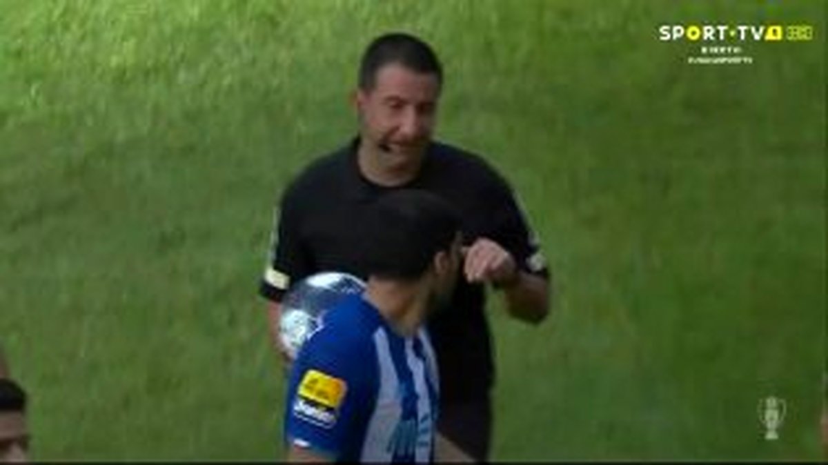 اشاره جنجالی داور به طارمی : دایو زدی مهدی!