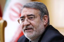 رحمانی فضلی: مردم در معرض بمباران شدید اخبار غلط هستند