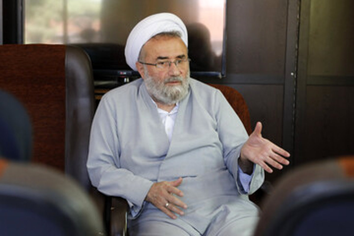 انتقاد مسیح مهاجری از یکدست سازی دانشگاه ها