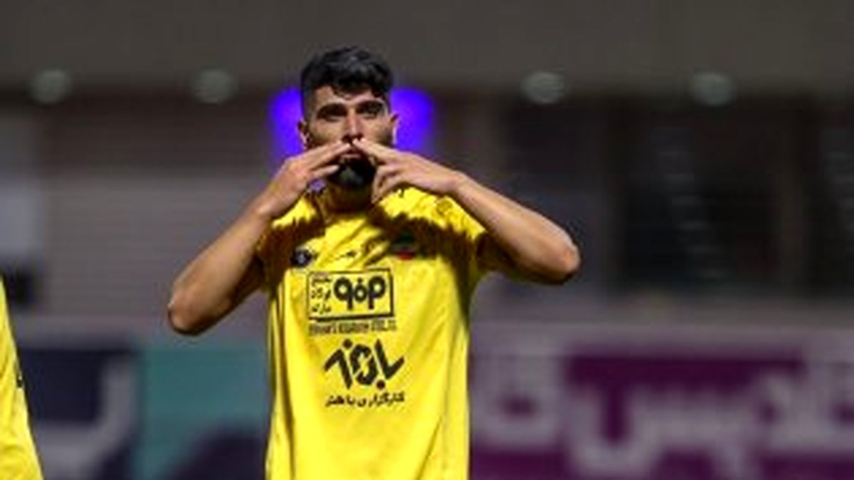 تلاش بیفایده  یک بازیکن برای ملیپوش شدن(عکس)