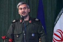 مقام ستاد کل نیروهای مسلح: در اقتصاد و سیاست انقلابی عمل نکرده‌ایم