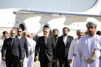 جزئیات دیدار طولانی لاریجانی با پادشاه عمان