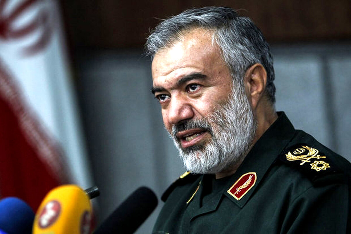  آمریکایی‌ها گفتند:وقتی ترامپ صحنه تشییع شهید را دید به لرزه افتاد