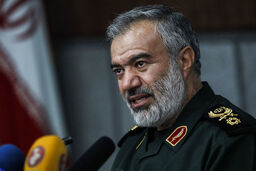  آمریکایی‌ها گفتند:وقتی ترامپ صحنه تشییع شهید را دید به لرزه افتاد