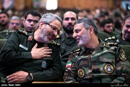 عکس / همایش روز پاسدار و تجلیل از مدافعان حرم