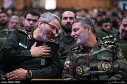 عکس / همایش روز پاسدار و تجلیل از مدافعان حرم