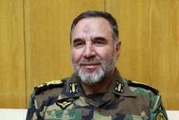 فرمانده نیروی زمینی ارتش: پرستاران دلاورانه در صف مقدم مبارزه با کرونا ایستادند