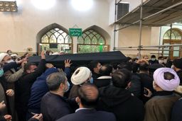 برگزاری آیین تشییع و وداع با آیت‌الله مصباح یزدی در حرم حضرت عبدالعظیم(ع)