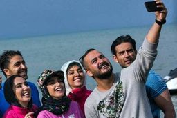 ببینید دو سکانس پرحاشیه و سانسور شده از سریال ممنوعه