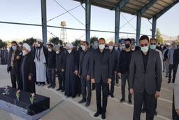 پیکر مادر شهید شهریاری به خاک سپرده شد