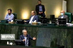 تعدادی از امضاهای استیضاح وزیر صمت پس گرفته شد