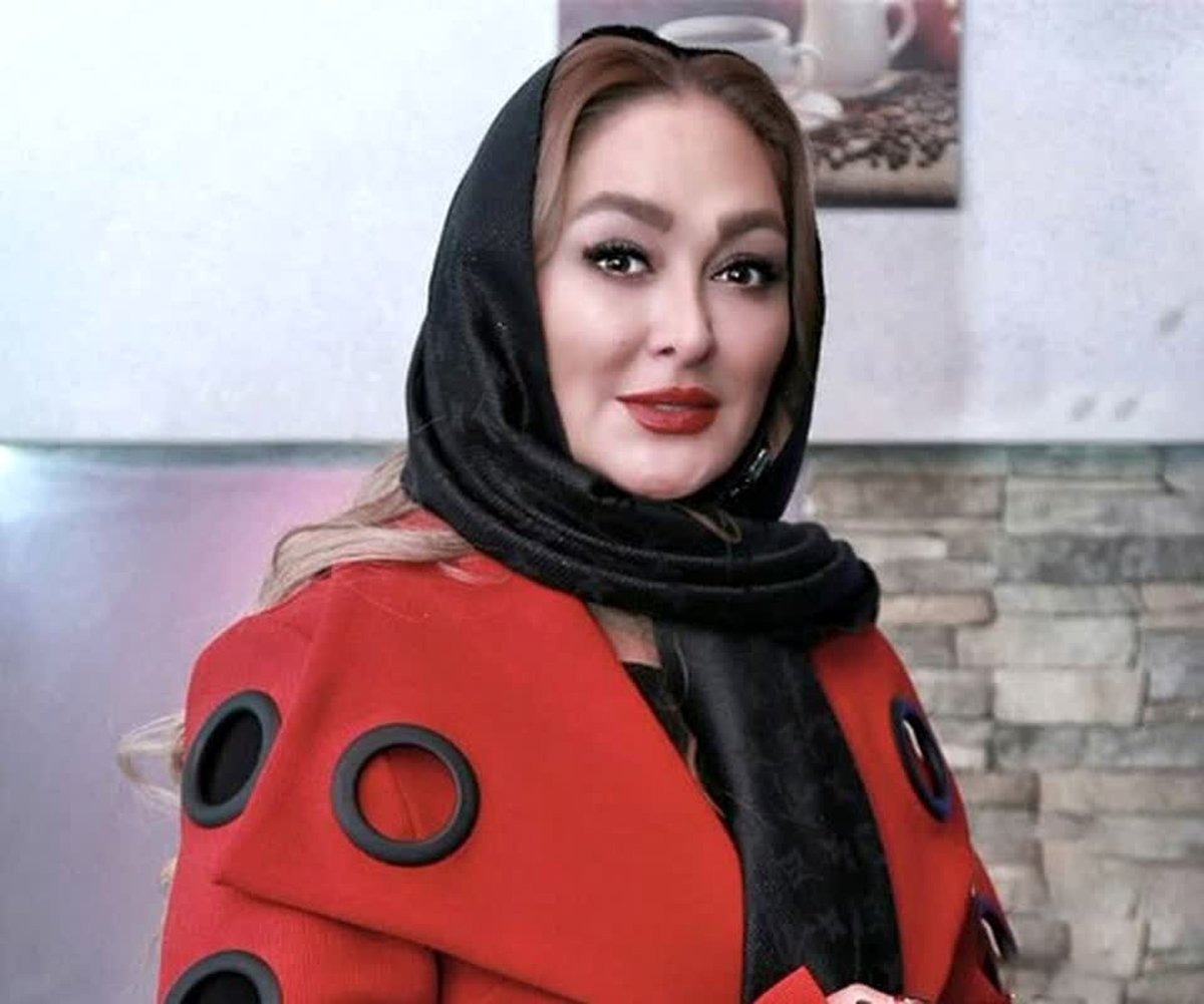 دور دور الهام حمیدی با ماشین میلیاردی اش | الهام حمیدی با این عینک خاصش همه رو مات کرد