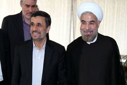 احمدی‌نژاد و‌ روحانی‌ نامزد ریاست‌جمهوری می‌شوند