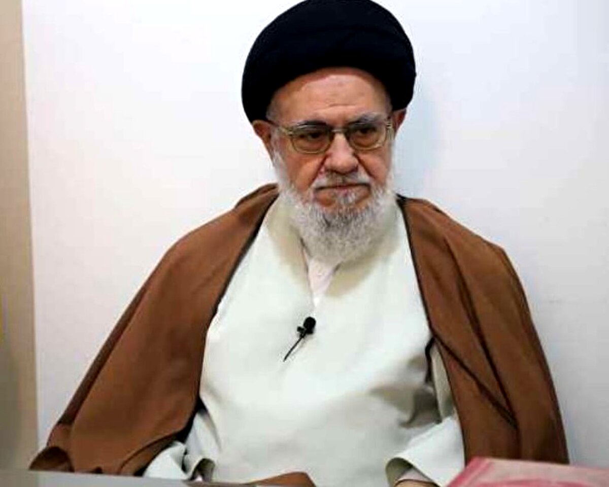 دم خروس بیرون زد؛ آقای خوئینی‌ها قبل از هر چیز به این چند سوال پاسخ دهید

