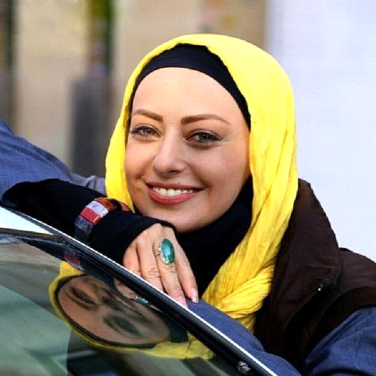 نفیسه روشن، بازیگر پرحاشیه مجری شد
