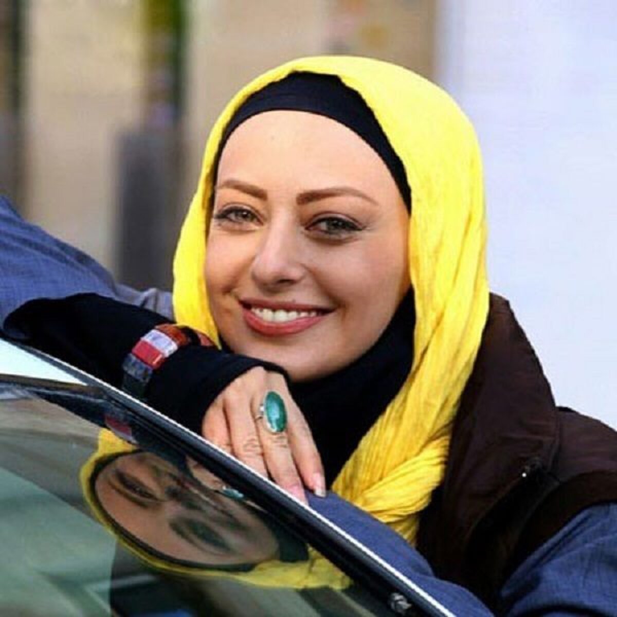 نفیسه روشن، بازیگر پرحاشیه مجری شد