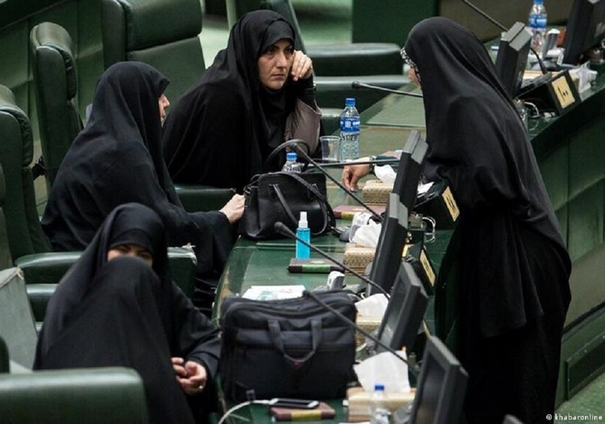 تعداد نمایندگان زن در مجلس دوازدهم افزایش می‌یابد؟