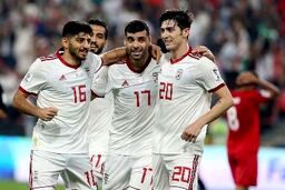 آغاز آتش بازی یوزهای جنگنده / ایران فینال اول را با اقتدار برد