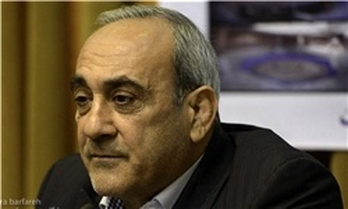 گرشاسبی: تمدید قراردادها در حال انجام است