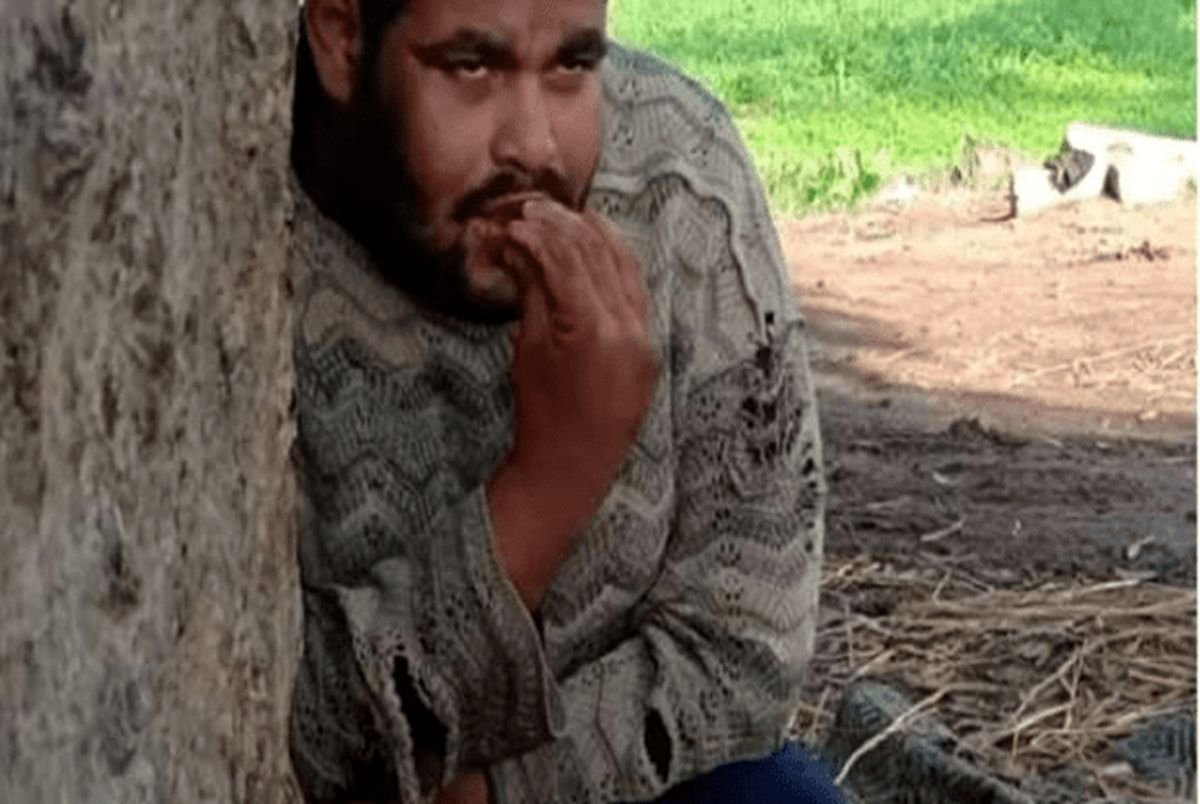 مادر بیرحم پسرش را ۱۵سال به درخت بست!