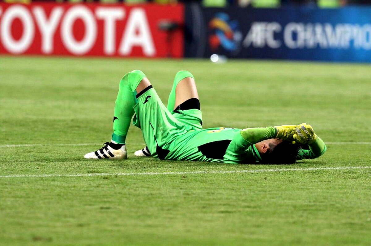 بیرانوند با ناراحتی باشگاه پرسپولیس را ترک کرد