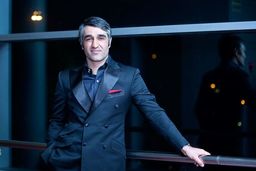 کنایه و گلایه پژمان جمشیدی: همه چیز مزخرف است فقط ما خوبیم