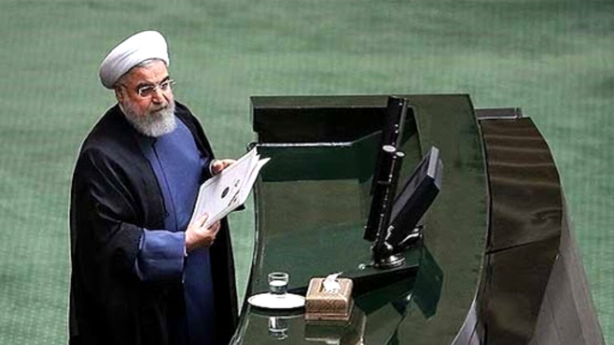 تذکر ۴۸ نماینده مجلس به روحانی