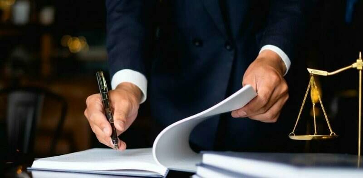چرا دیگر نمیتوان با حقوق تئوریک در بازار موفق شد؟