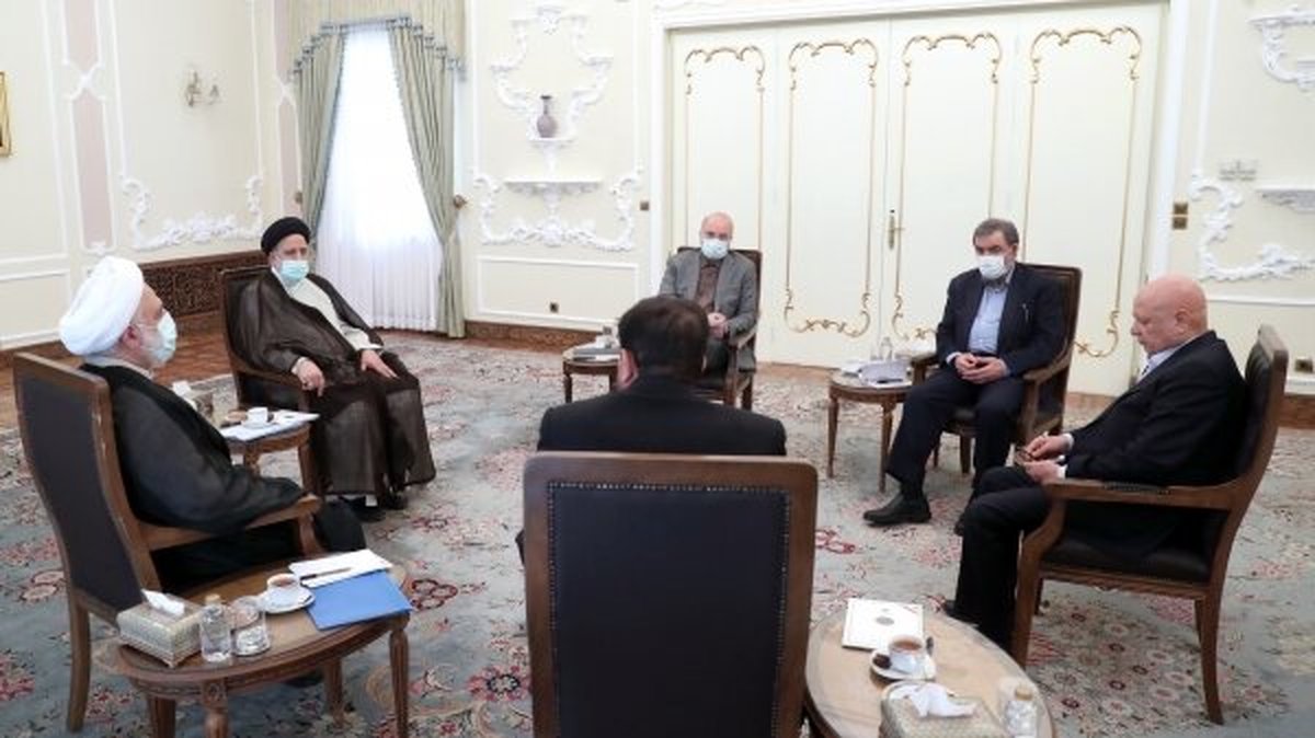 بررسی اولویت‌های کشور در نشست مشترک سران قوا